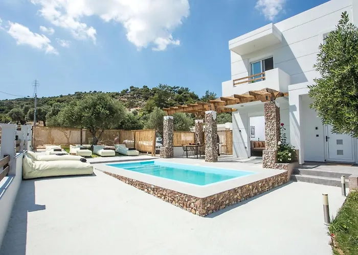Tranquila Rhodes
