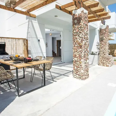 Tranquila Rhodes * Ψίνθος