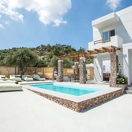 Tranquila Rhodes
