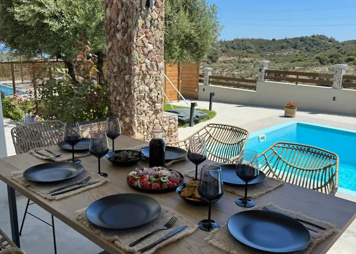 Tranquila Rhodes Villa